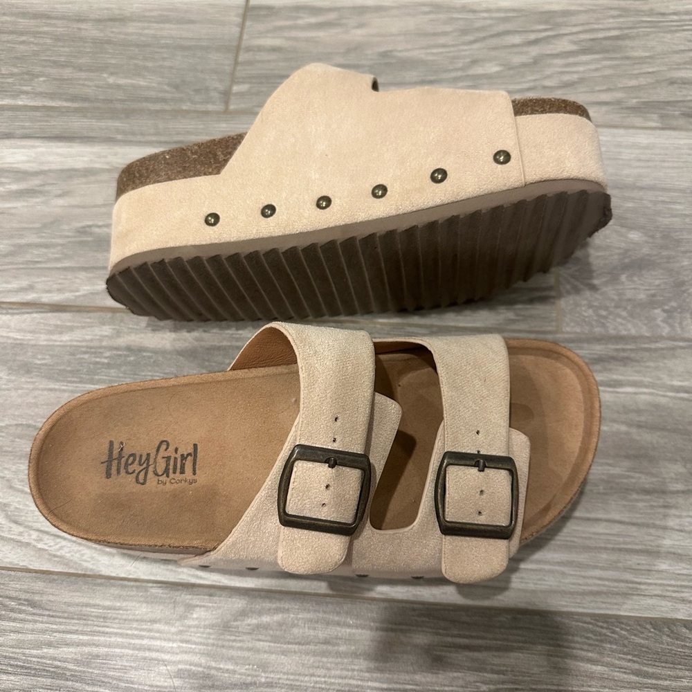 Hey Girl Beige Women's Sandals
